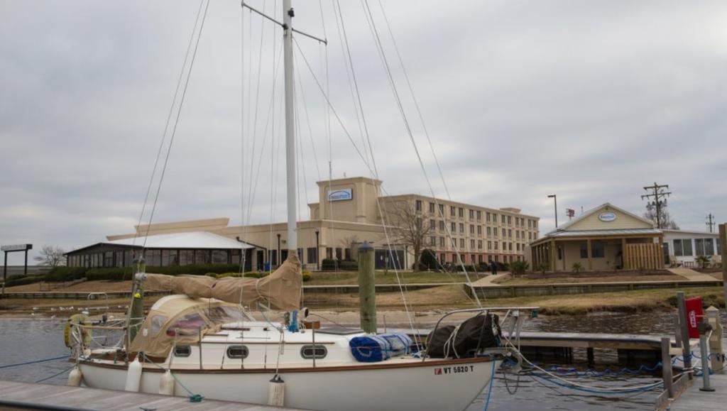 Bridgepointe Hotel & Marina New Bern Luaran gambar